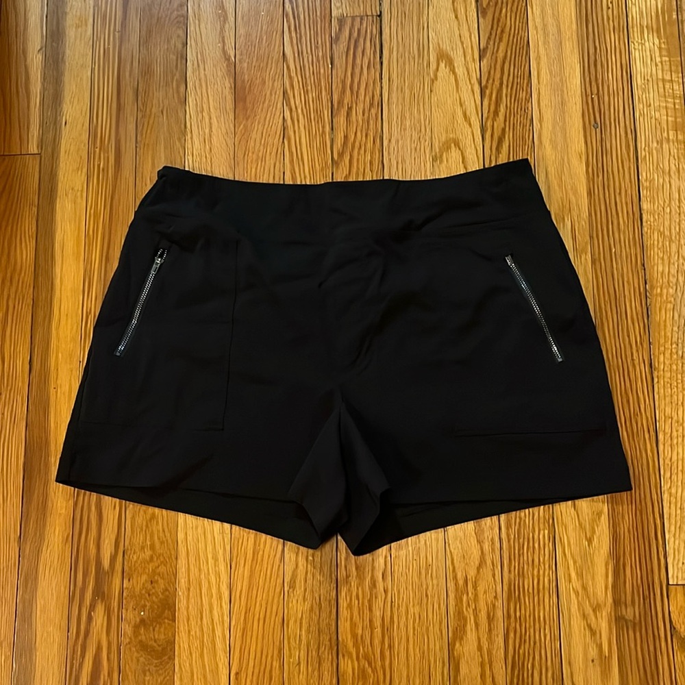 Athleta Black Athletic Shorts with Zip Pockets